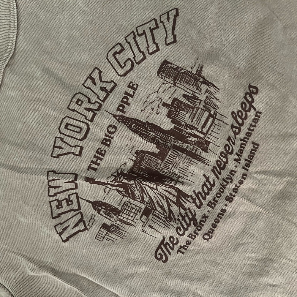 Beige New York City Graphic Baby Tee - Picture 2 of 4